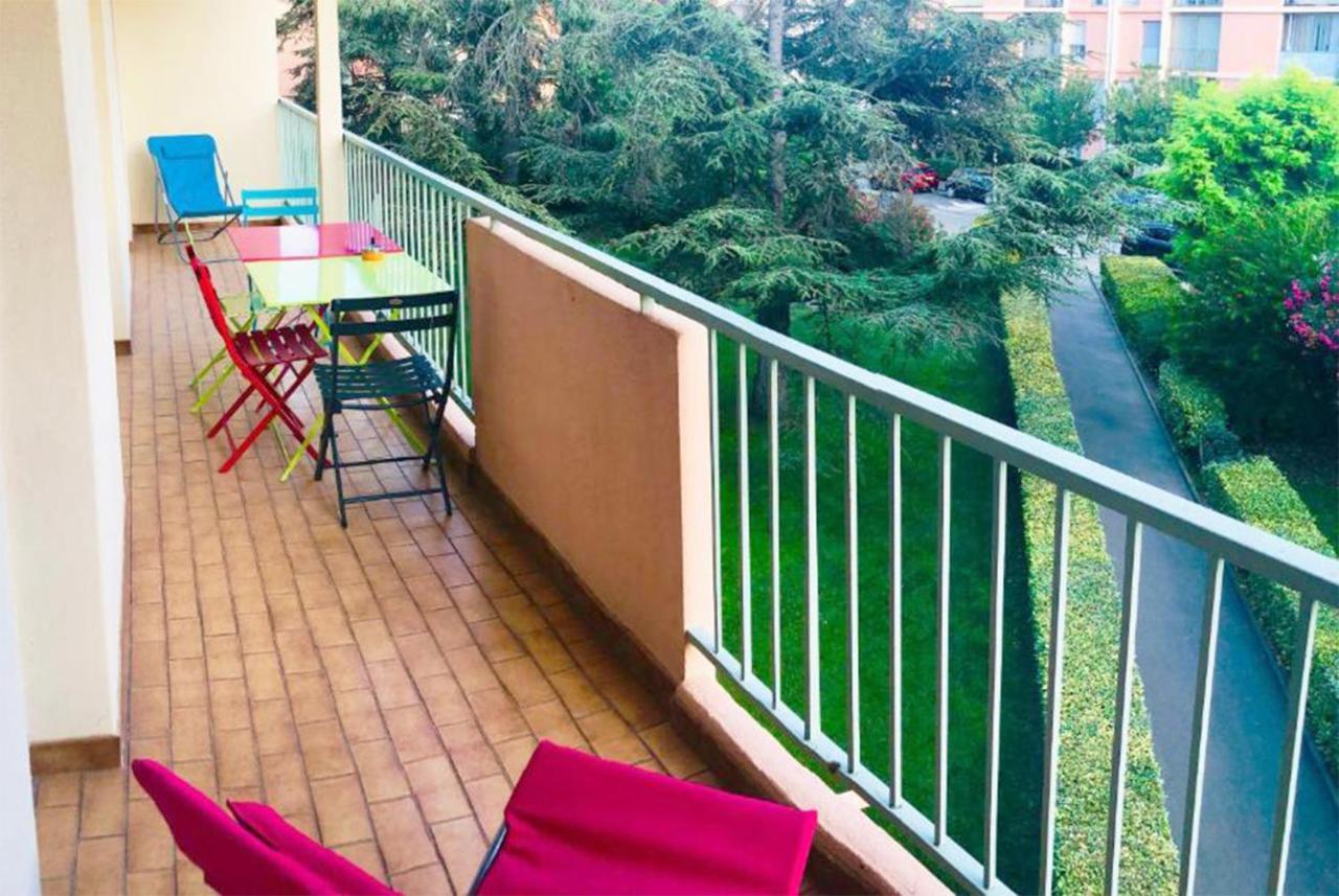 T3 Spacieux Et Lumineux A 5Min Du Port De Sanary - Fleur De Mai Apartment Exterior photo